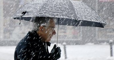 How to stay safer in winter: tips for older people